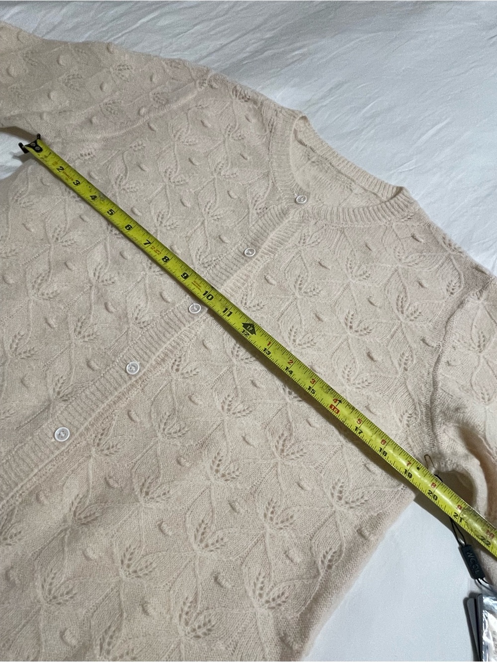 100% Merino Wool Pointelle Knit Cardigan Sweater Cream Leaf - Picture 7 of 12